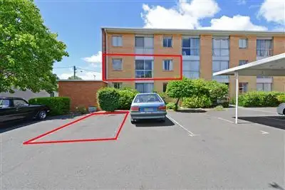 8/22 Runnymede Street, Battery Point TAS 7004