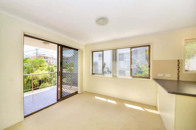 Fourth view of Homely unit listing, 3/12 Rosewood Avenue, Broadbeach QLD 4218