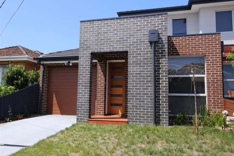 Main view of Homely townhouse listing, 1/6 Hennessy Street, Chadstone VIC 3148