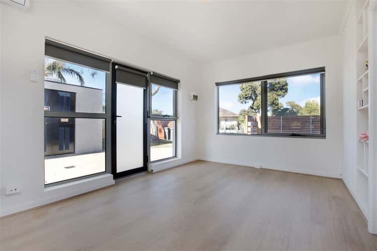 Third view of Homely apartment listing, 2/17 Rosstown Road, Carnegie VIC 3163