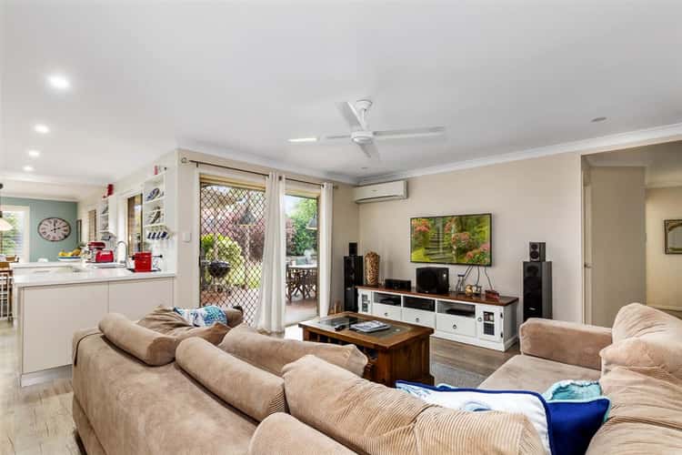 Second view of Homely house listing, 4 Oxley Place, Forest Lake QLD 4078