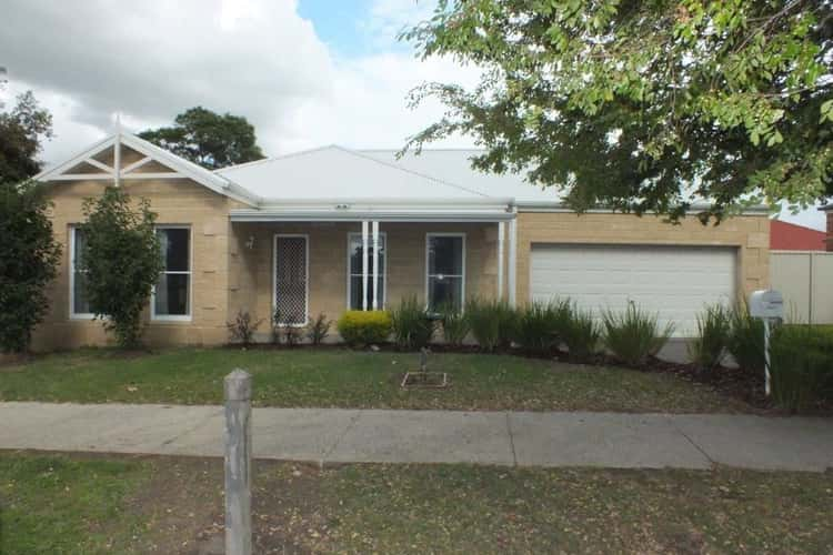 Second view of Homely house listing, 4 Cedar Lane, Pakenham VIC 3810