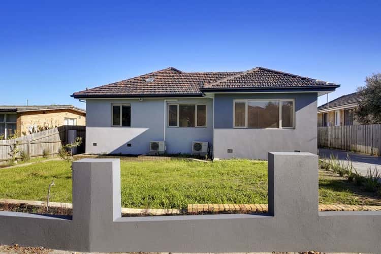 Main view of Homely house listing, 1/5 Madeleine Road, Clayton VIC 3168