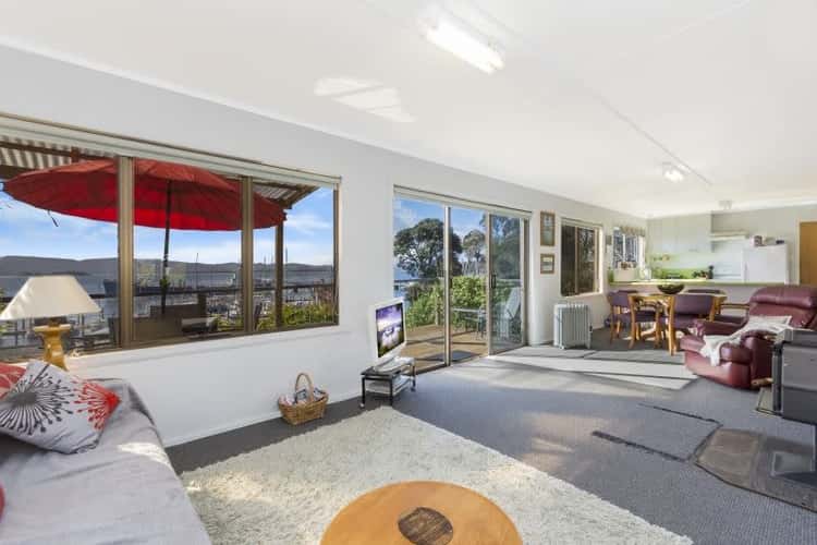 Fifth view of Homely house listing, 124 Flinders Street, Beauty Point TAS 7270