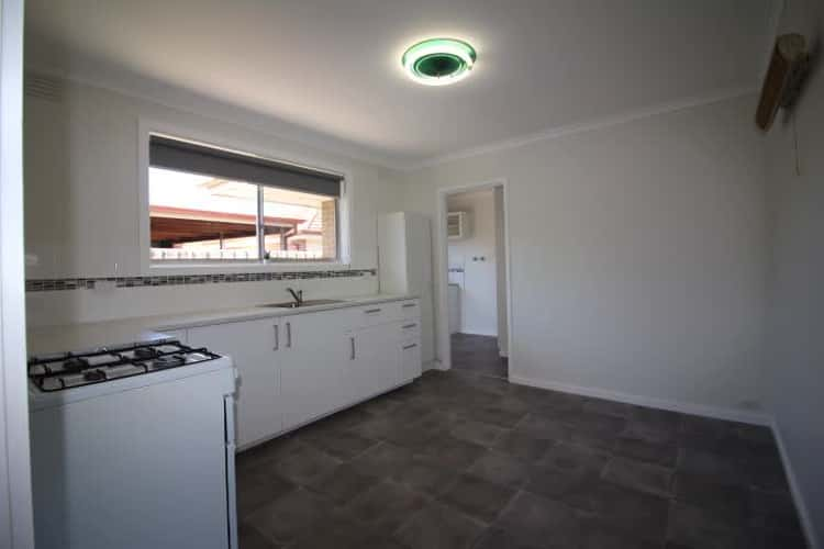 Fourth view of Homely unit listing, 2/33 George Street, Reservoir VIC 3073