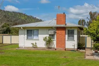 80 High Street, Barnawartha VIC 3688