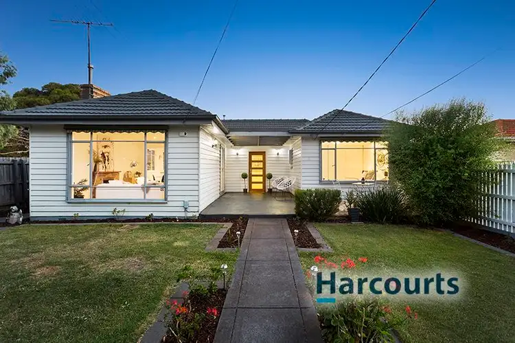 19 Paul Avenue, Keilor East VIC 3033