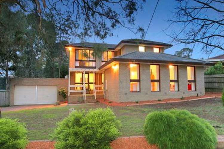 Main view of Homely house listing, 17 Araluen Drive, Croydon VIC 3136