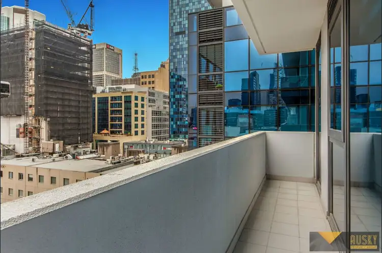 8 Sutherland Street, Melbourne VIC 3000