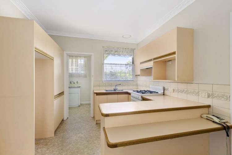 Second view of Homely unit listing, 8 Warren Street, Burwood VIC 3125