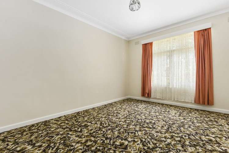 Fourth view of Homely unit listing, 8 Warren Street, Burwood VIC 3125