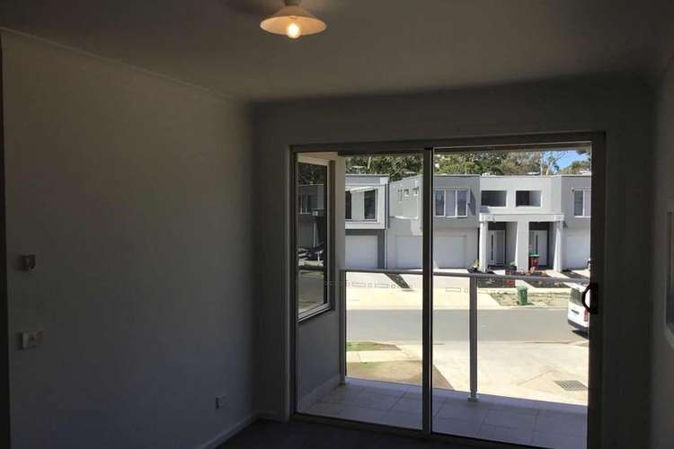 Fourth view of Homely townhouse listing, 6 Pebblebeach Path, Cranbourne VIC 3977