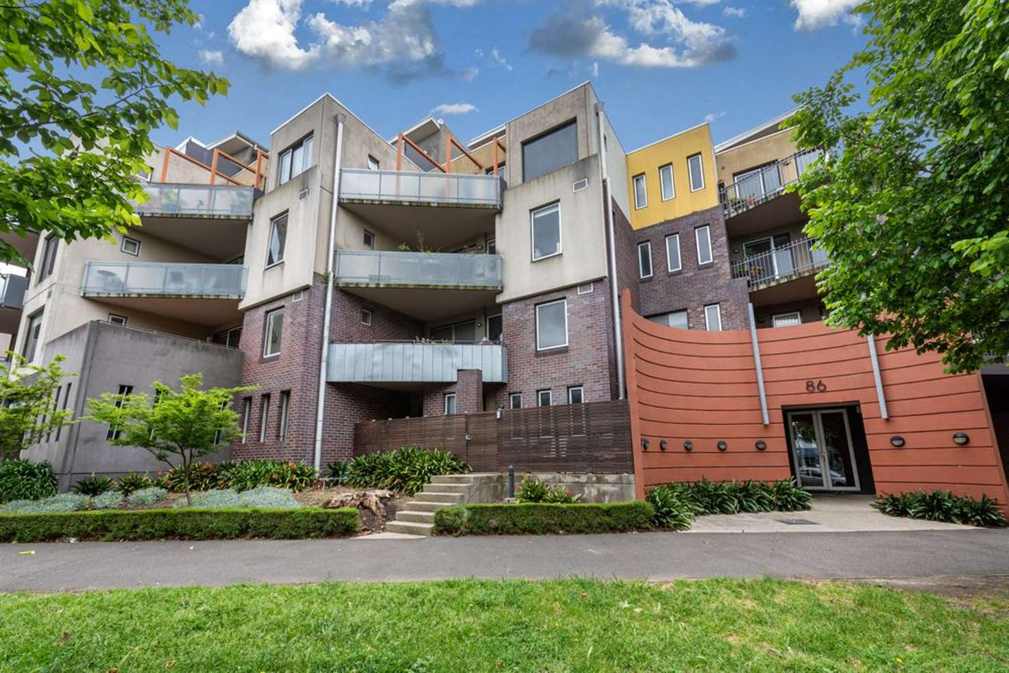 Main view of Homely apartment listing, 15/86 Queens Parade, Fitzroy North VIC 3068