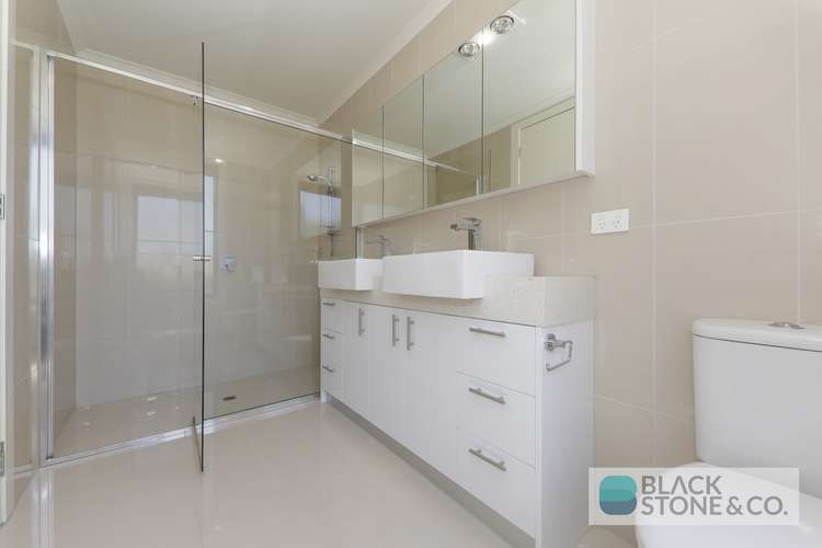 Fifth view of Homely house listing, 31 Bailey Crescent, Oak Park VIC 3046