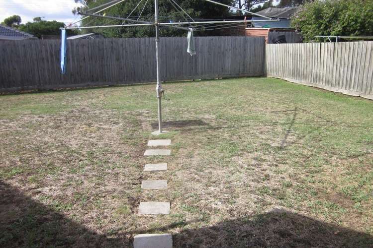 Fifth view of Homely house listing, 1 Pin Oak Court, Narre Warren VIC 3805