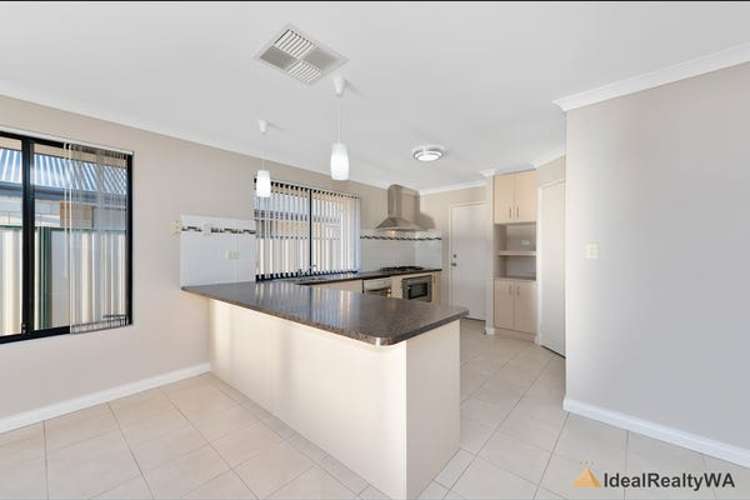 Sixth view of Homely house listing, 8 Hampstead Gate, Success WA 6164