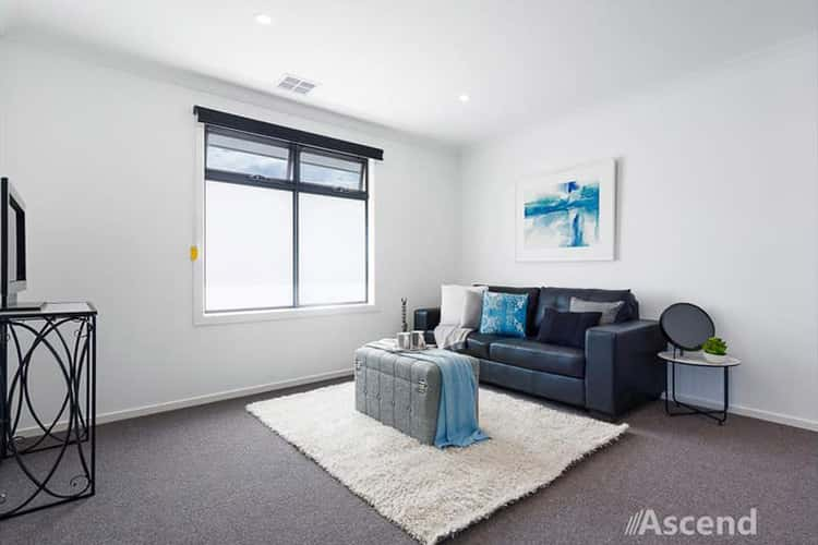 Fifth view of Homely townhouse listing, 1/37 Banool Road, Balwyn VIC 3103