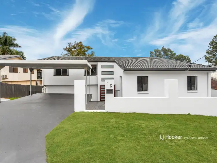 16 Moonarie Street