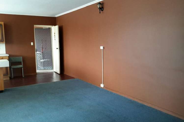 Second view of Homely unit listing, 35/12 Percy Street, St Albans VIC 3021