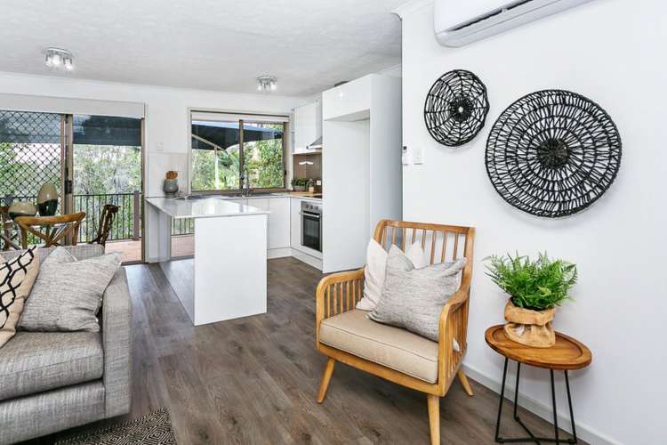 Fifth view of Homely house listing, 13 Issell  Place, Highland Park QLD 4211