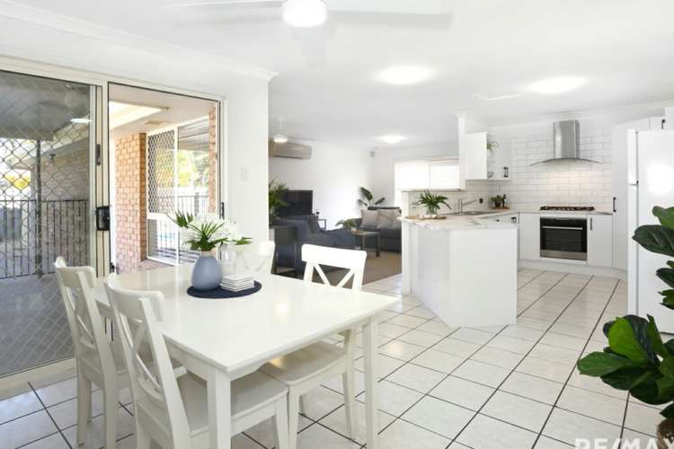 Third view of Homely house listing, 6 Sunnybrae Cl, Merrimac QLD 4226