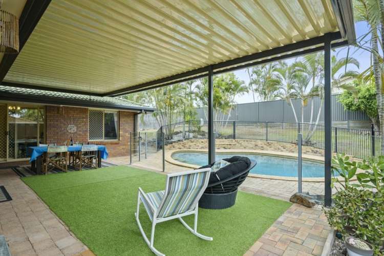 Second view of Homely house listing, 19 Perth Square, Highland Park QLD 4211