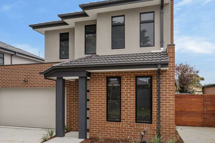 Main view of Homely townhouse listing, Unit 2/24 Grandview Grove, Cowes VIC 3922