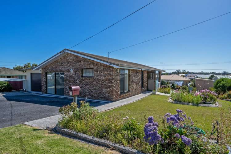 1 Manuka Drive, Smithton TAS 7330