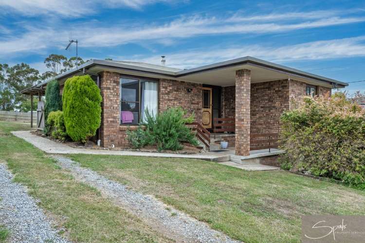 11 Harrison Street, Smithton TAS 7330