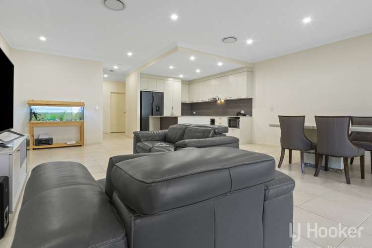 Main view of Homely townhouse listing, 2/1 Luke Close, Sunnybank Hills QLD 4109