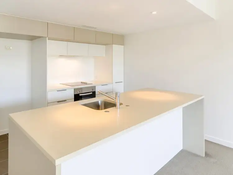Second view of Homely apartment listing, 19/4 Aplin Street, Townsville City QLD 4810