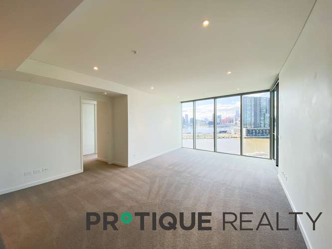 1004/81 South Wharf Drive, Docklands VIC 3008