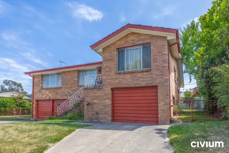 2/3 Withers Place