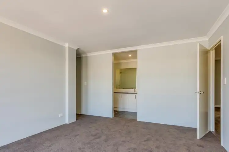 Second view of Homely house listing, 21 Carbeen View, Piara Waters WA 6112