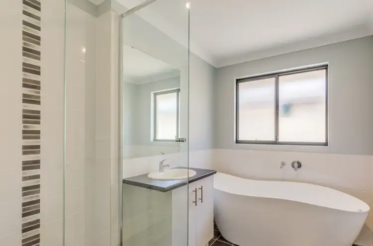 Fifth view of Homely house listing, 21 Carbeen View, Piara Waters WA 6112