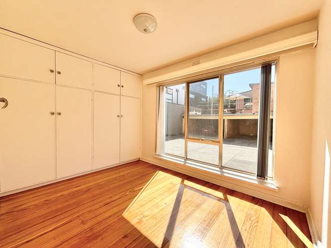 Fifth view of Homely apartment listing, 10/14 May Street, Elwood VIC 3184
