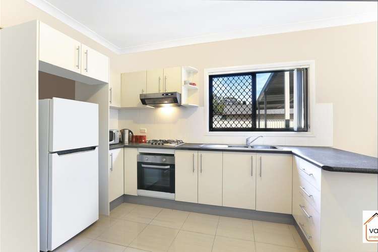 Main view of Homely studio listing, 2/7 College Place, Gwynneville NSW 2500