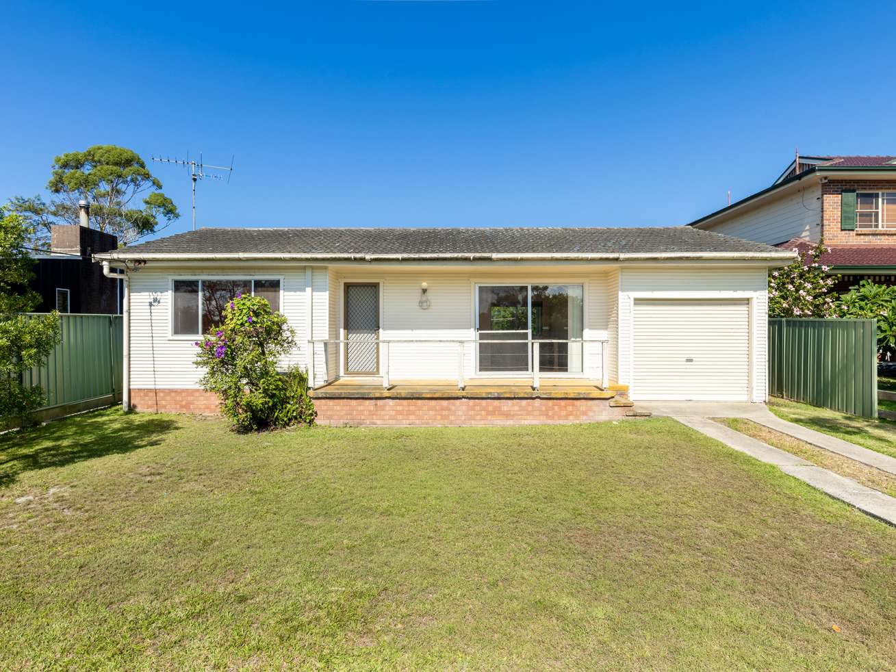 Main view of Homely house listing, 33 Poplars Avenue, Bateau Bay NSW 2261