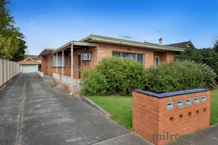 2/35 Sun Crescent, Sunshine VIC 3020