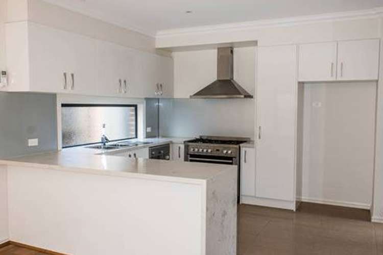 Fifth view of Homely townhouse listing, 4/10 Daphne Street, Bentleigh East VIC 3165