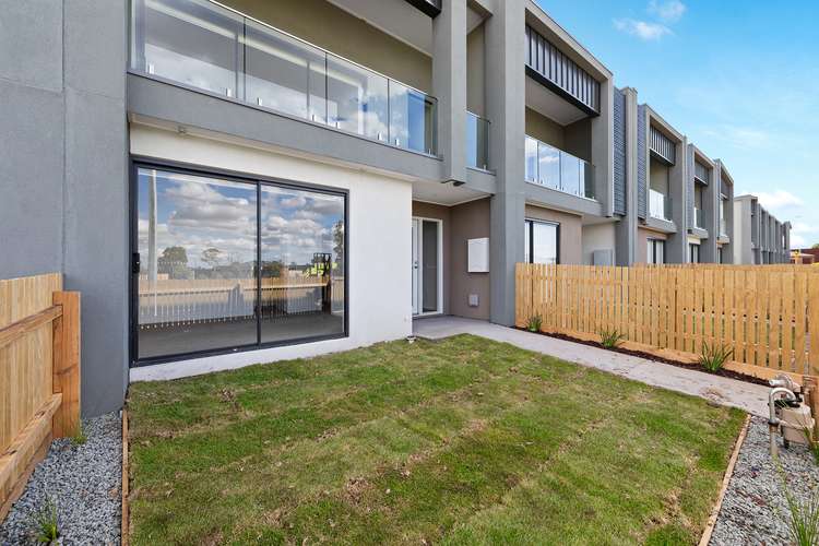 Main view of Homely townhouse listing, 3 Bodega Walk, Brookfield VIC 3338
