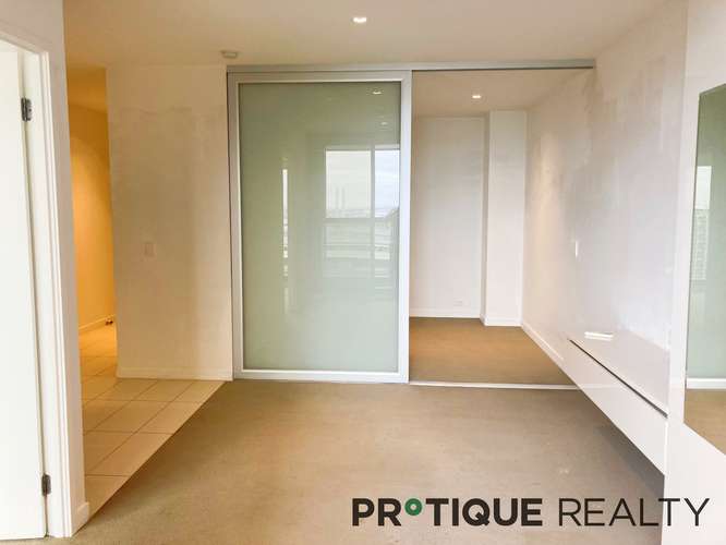 Fourth view of Homely apartment listing, 2209/639 Lonsdale Street, Melbourne VIC 3000