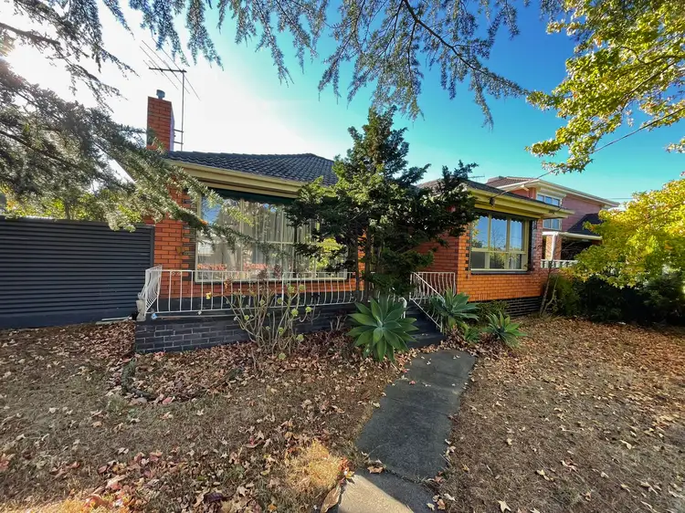 56 Tamarisk Avenue