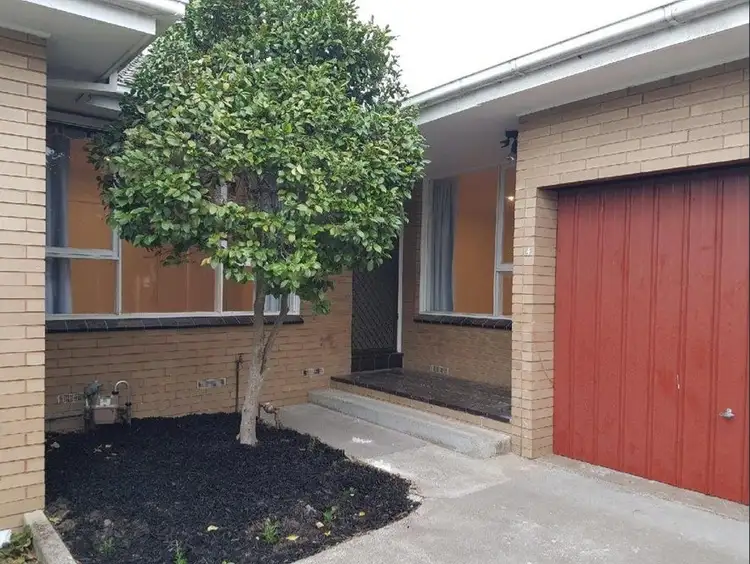 Main view of Homely villa listing, 4/2-4 The Crescent, Highett VIC 3190