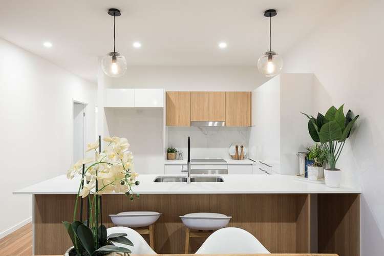 Main view of Homely apartment listing, 2/62 York Street, Indooroopilly QLD 4068