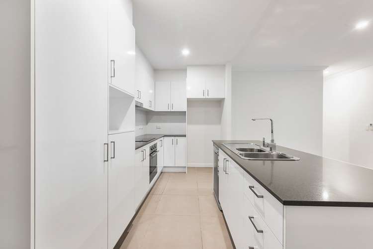 Main view of Homely unit listing, 15/52 Latham Street, Chermside QLD 4032