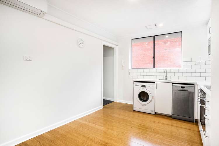 Main view of Homely apartment listing, 2/428 High Street, Preston VIC 3072