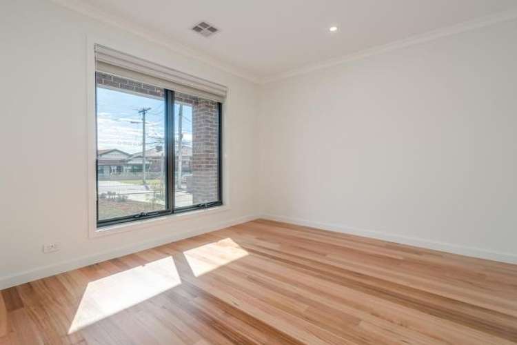 Fifth view of Homely townhouse listing, 1/87 Clyde Street, Box Hill North VIC 3129