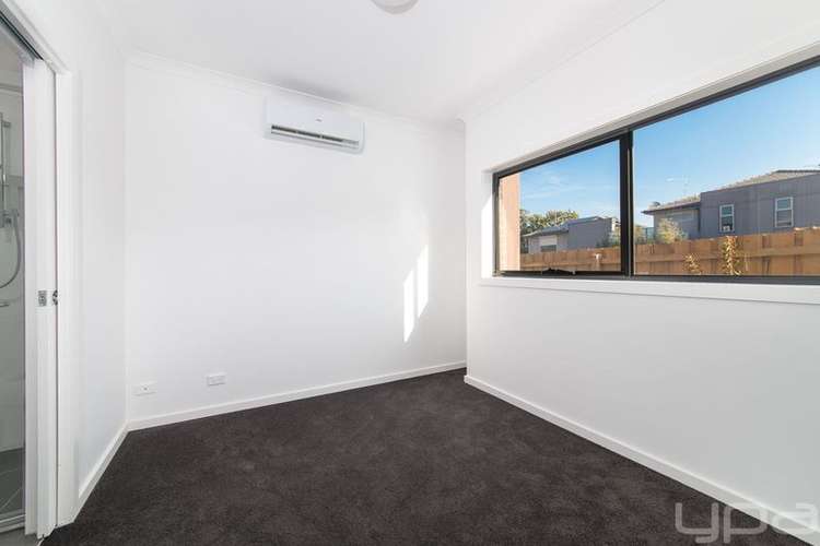 Fifth view of Homely townhouse listing, 4/11 Gladstone Pde, Glenroy VIC 3046