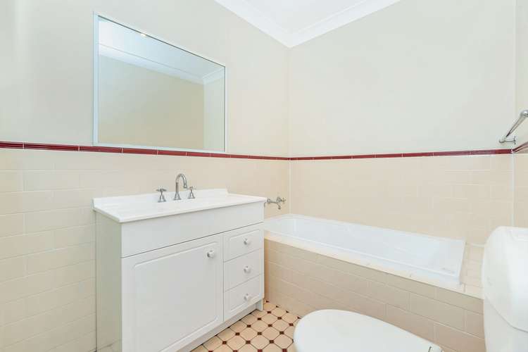 Fifth view of Homely villa listing, 11/27 Ballandella Road, Toongabbie NSW 2146